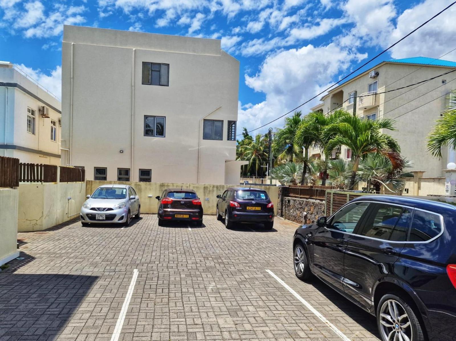 Modern Air-conditioned 3 Bedroom On Ground Floor, Fully Equiped With Swimming Pool - En Flac, West Coast - Tranquil Lagoons Flic-en-Flacq