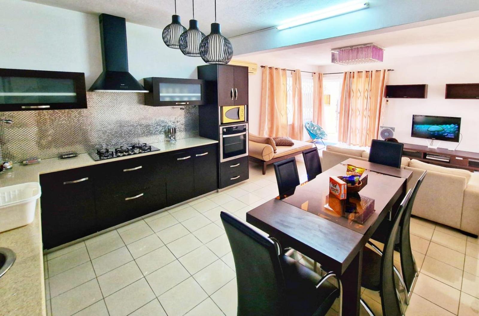 Modern Air-conditioned 3 Bedroom On Ground Floor, Fully Equiped With Swimming Pool - En Flac, West Coast - Tranquil Lagoons Apartament *
